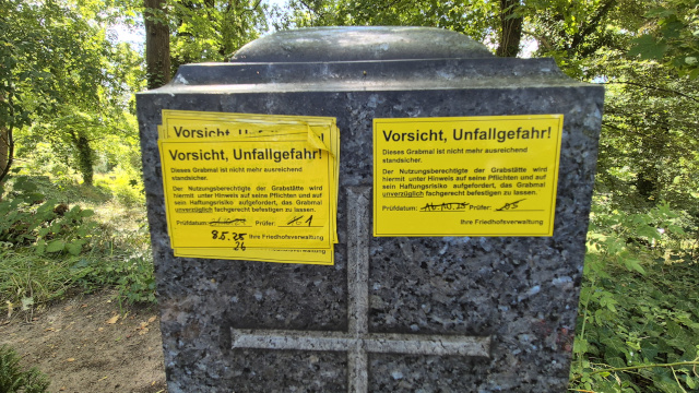 Die kulturelle Vernichtung deutscher Friedhöfe!