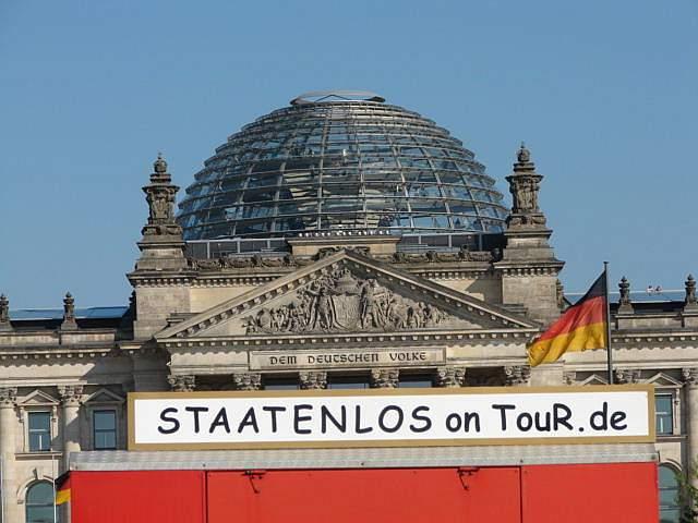 01 staatenlos